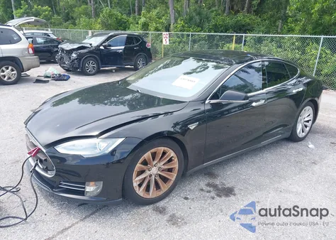 2013 Tesla Model S Performance из США, поврежденный, VIN 5YJSA1DPXDFP13515